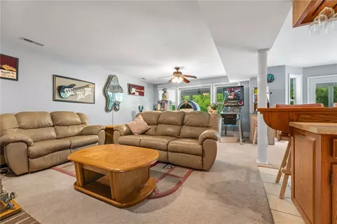 Living - 2272 Mc 5006, Bruno, AR 72682 photo 3 of 3