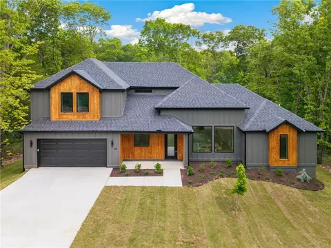 60 Tummell Dr, Bella Vista, AR 72715