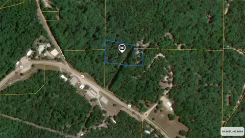 186 County Road 2102, Eureka Springs, AR 72632