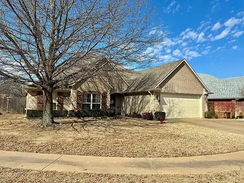 2479 Surtees Pl, Fayetteville, AR 72704