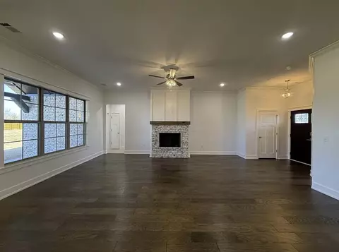 12020 Saddle Hill Ln, Rogers, AR 72756