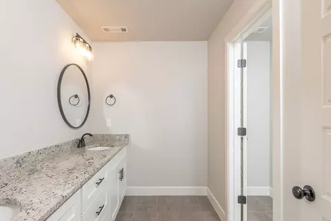 Bath - 1101 Silver Maple St, Centerton, AR 72719 photo 6 of 6