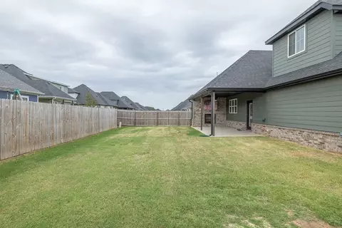 Exterior - 1101 Silver Maple St, Centerton, AR 72719 photo 8 of 9