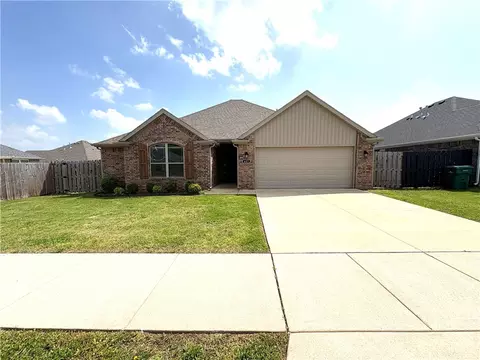 427 Tyler Rd, Farmington, AR 72730