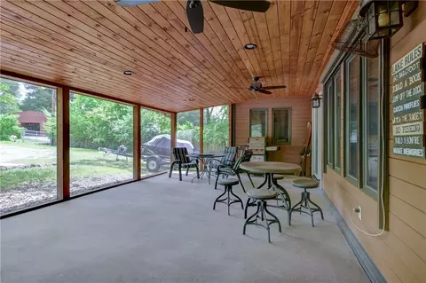 Exterior - 27527 Hock Ln, Eagle Rock, MO 65641 photo 5 of 11