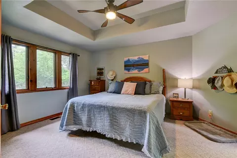 Bedroom - 27527 Hock Ln, Eagle Rock, MO 65641 photo 1 of 11