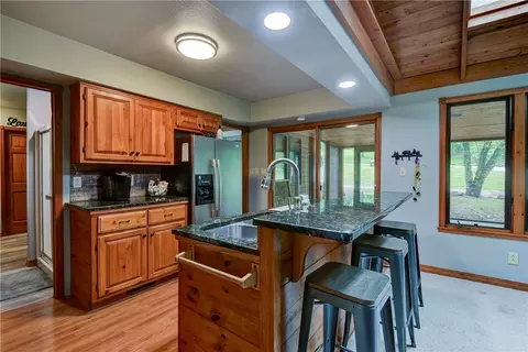 Kitchen - 27527 Hock Ln, Eagle Rock, MO 65641 photo 3 of 4