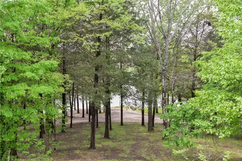 View/Area - 27527 Hock Ln, Eagle Rock, MO 65641 photo 1 of 2