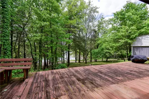 Exterior - 27527 Hock Ln, Eagle Rock, MO 65641 photo 8 of 11
