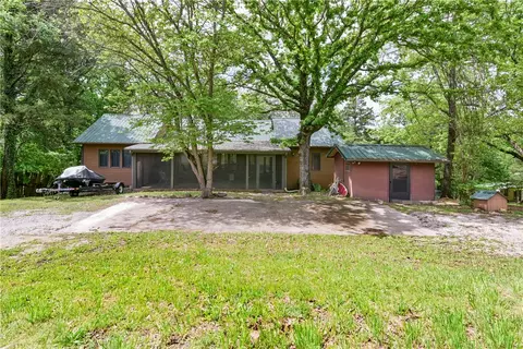 27527 Hock Ln, Eagle Rock, MO 65641
