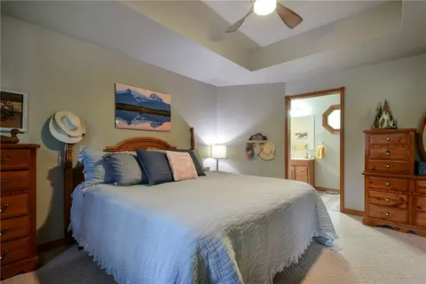 Bedroom - 27527 Hock Ln, Eagle Rock, MO 65641 photo 3 of 11