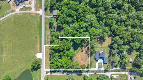 2388 Terra Ln, Tontitown, AR 72762