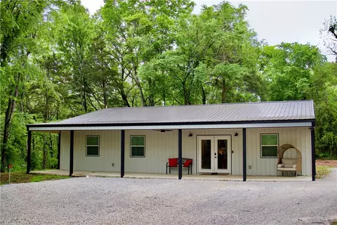 18511 Mccord Rd, Elkins, AR 72727