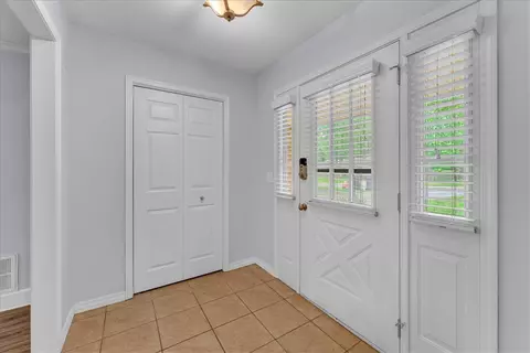 Entry Way - 4203 Tomahawk Cir, Springdale, AR 72764 photo 1 of 2