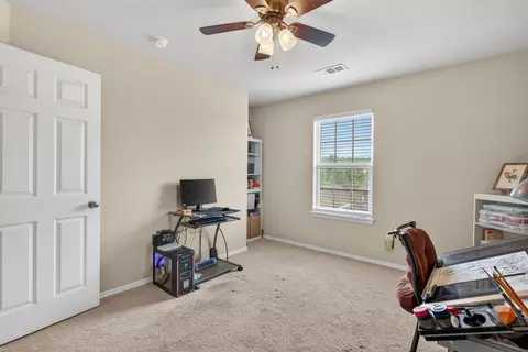 Bedroom - 6527 Huntington Ct, Fort Smith, AR 72916 photo 6 of 8