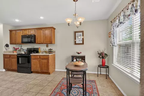 Dining - 6527 Huntington Ct, Fort Smith, AR 72916 photo 1 of 2