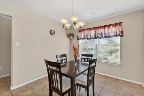 Dining - 6527 Huntington Ct, Fort Smith, AR 72916 photo 2 of 2