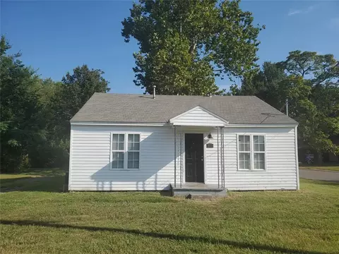 511 E K Pl, Russellville, AR 72801