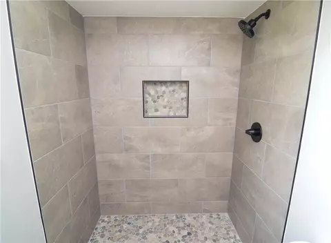 Bath - 509 N 511 N 37th St, Rogers, AR 72756 photo 6 of 6