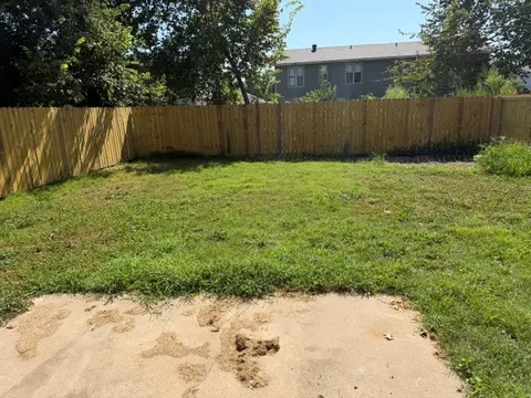 Exterior - 509 N 511 N 37th St, Rogers, AR 72756 photo 3 of 3