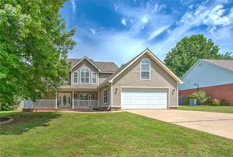 118 Birch St, Centerton, AR 72719
