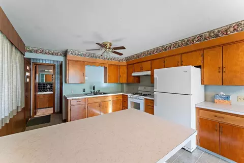 Kitchen - 253 Raven Tract B Rd, Noel, MO 64854 photo 1 of 1