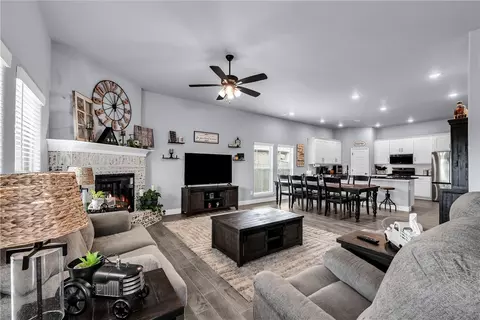 5339 Clear Springs Ave, Springdale, AR 72762