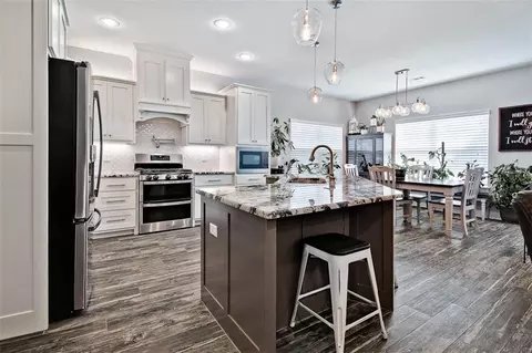 Kitchen - 10125 Raindrop Ln, Gravette, AR 72736 photo 4 of 5