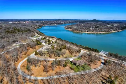 21942 Mill Creek Cir, Shell Knob, MO 65747