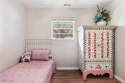 Bedroom - 1908 Robyn Rd, Springdale, AR 72762 photo 2 of 6