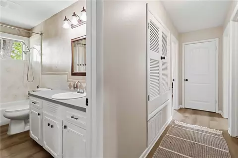 Entry Way - 1908 Robyn Rd, Springdale, AR 72762 photo 3 of 3