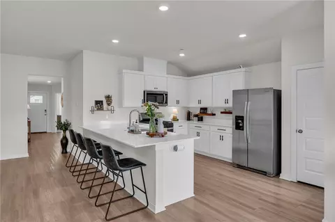 Kitchen - 3785 Pinecrest St, Springdale, AR 72764 photo 1 of 2