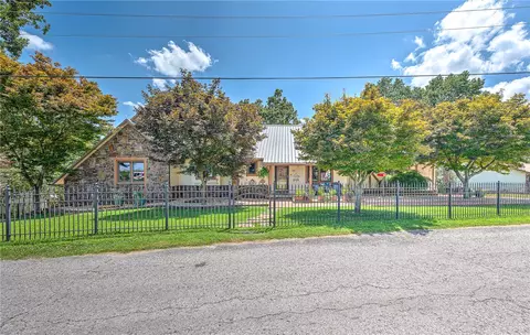 15399 Putman Rd, Rogers, AR 72756