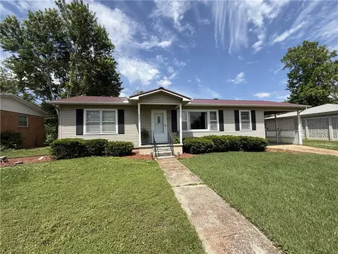1003 Berry St, Harrison, AR 72601