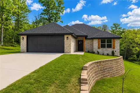 95 Shetland Dr, Bella Vista, AR 72715