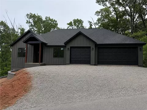 11 Hexham Dr, Bella Vista, AR 72715