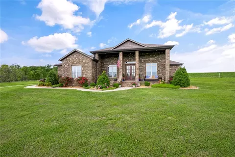 244 NE Pianalto St, Bentonville, AR 72713