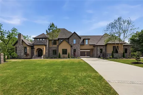 11305 Pembrook Cir, Bentonville, AR 72712