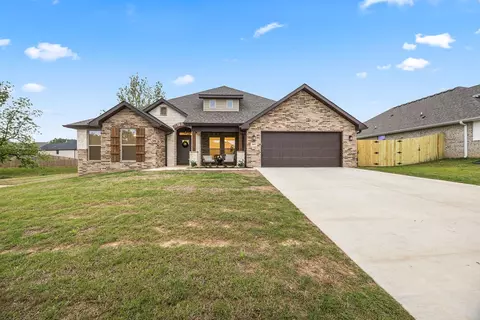 5001 Moose Hollow Ter, Springdale, AR 72762