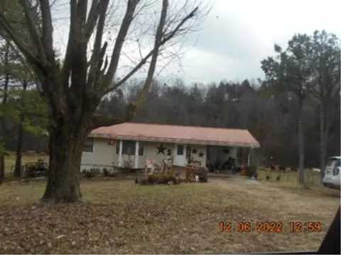 817 Madison 8610, Huntsville, AR 72740