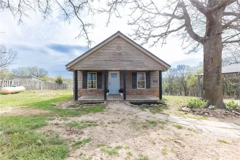 12252 Mains Rd, Lowell, AR 72745