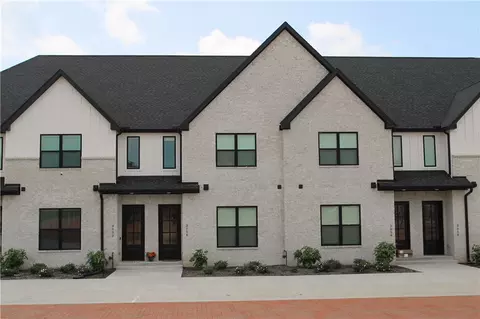 3054 W Berkeley Ave, Rogers, AR 72758