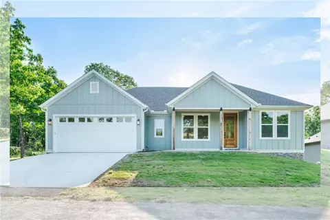 23 Caithness Dr, Bella Vista, AR 72715