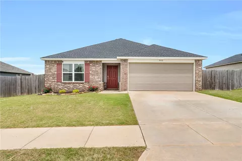 503 W Fitchberg St, Siloam Springs, AR 72761