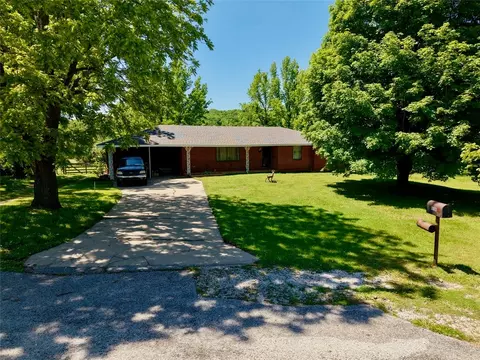 335 Madison 7802, Huntsville, AR 72740