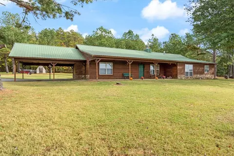 1560 Dorothy Dr, Cedarville, AR 72932