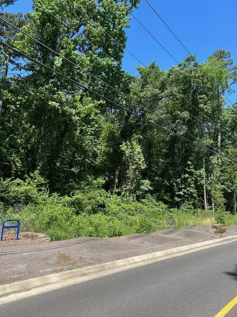 S Inglewood, Russellville, AR 72801