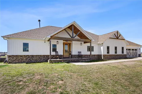 4503 Dogwood Ln, Ozark, AR 72949