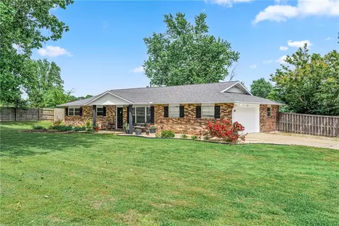 Exterior - 9268 Amy Dr, Springdale, AR 72762 photo 2 of 12