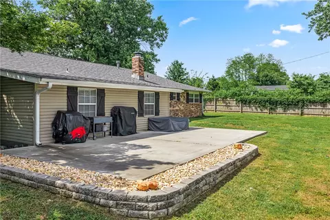 Exterior - 9268 Amy Dr, Springdale, AR 72762 photo 5 of 12